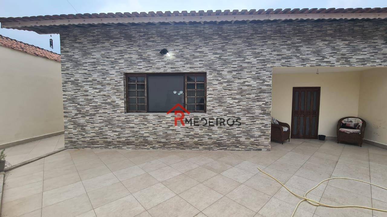 Casa à venda com 2 quartos, 190m² - Foto 2