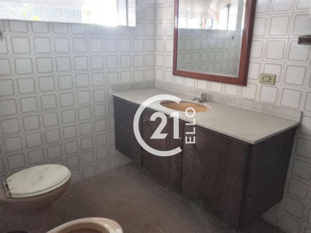 Casa à venda e aluguel com 4 quartos, 442m² - Foto 20