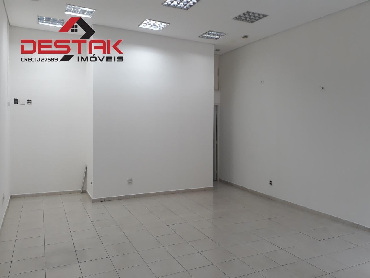 Prédio Inteiro para alugar, 70m² - Foto 4