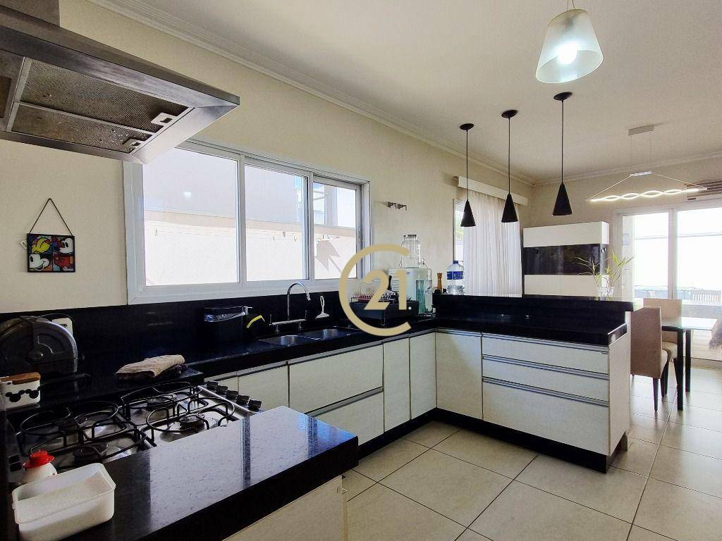 Casa de Condomínio à venda com 3 quartos, 260m² - Foto 11