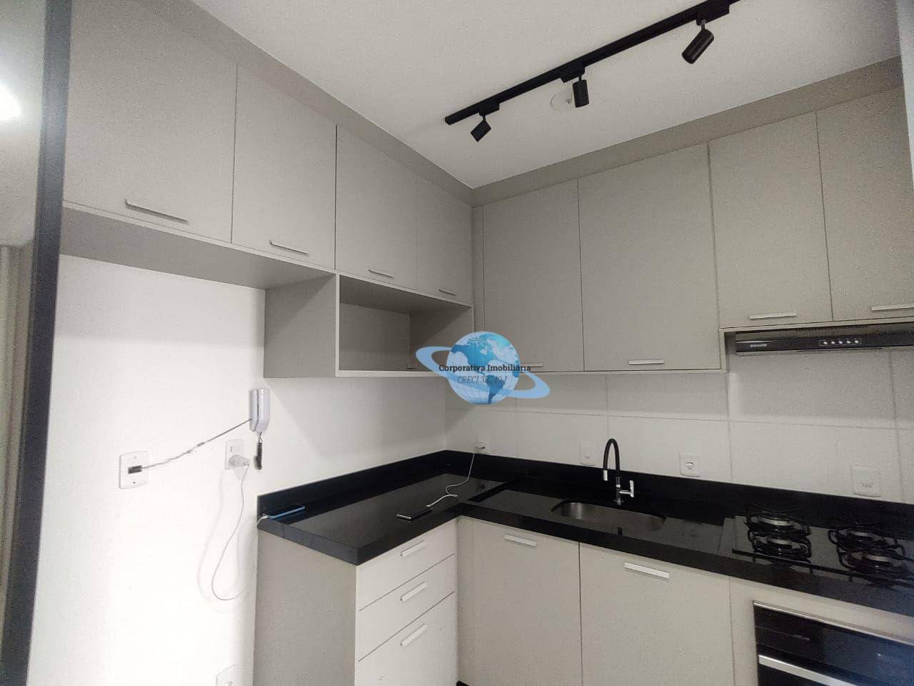 Apartamento para alugar com 3 quartos, 102m² - Foto 13