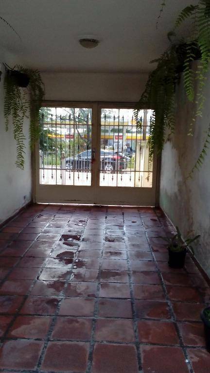 Sobrado à venda com 3 quartos, 150m² - Foto 1