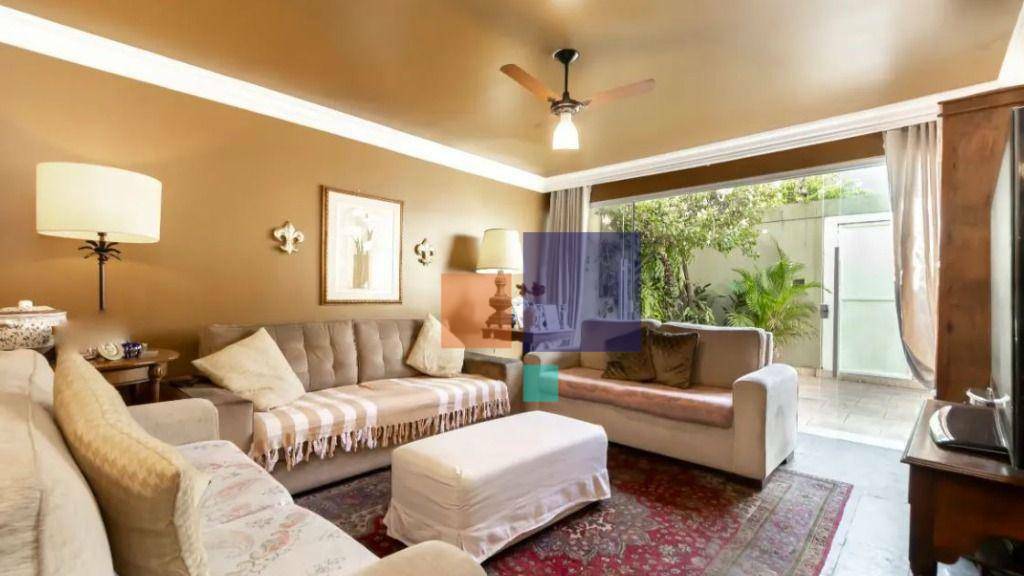 Sobrado à venda com 3 quartos, 134m² - Foto 1
