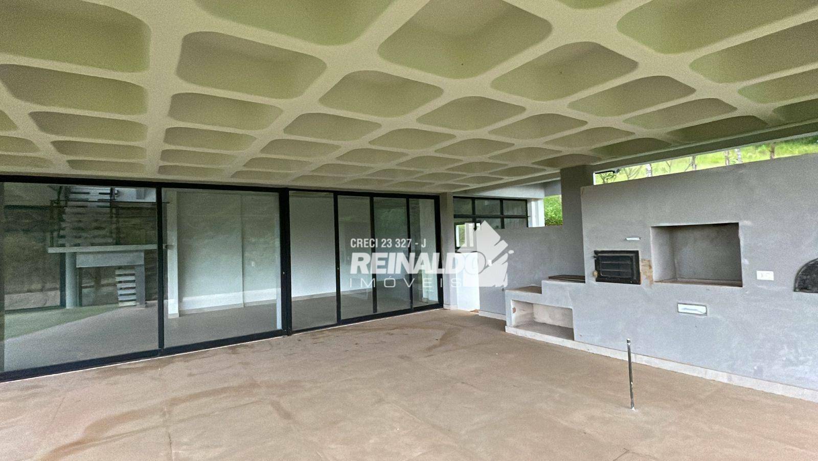 Casa de Condomínio à venda e aluguel com 4 quartos, 700m² - Foto 2