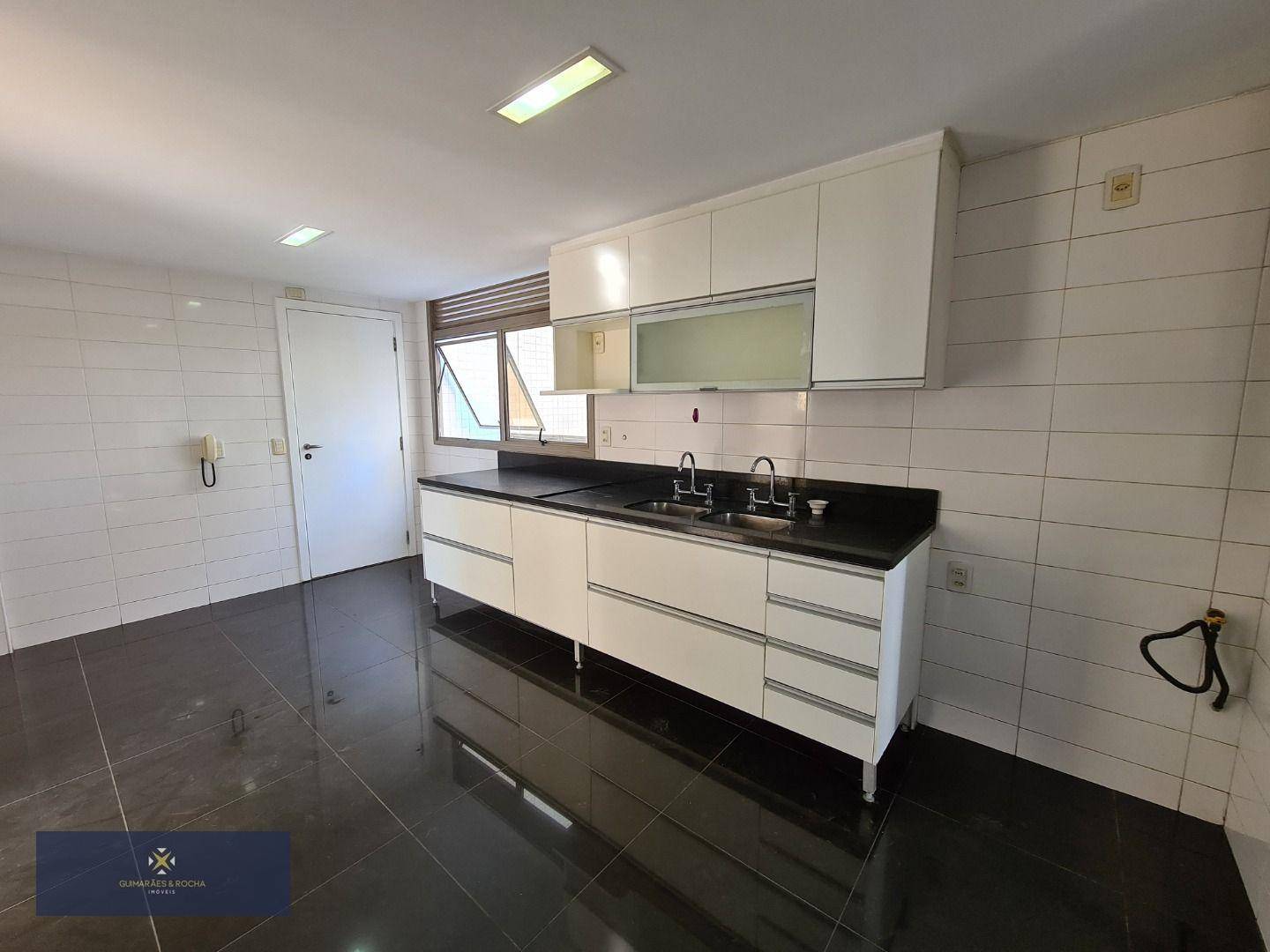 Apartamento à venda com 4 quartos, 229m² - Foto 19