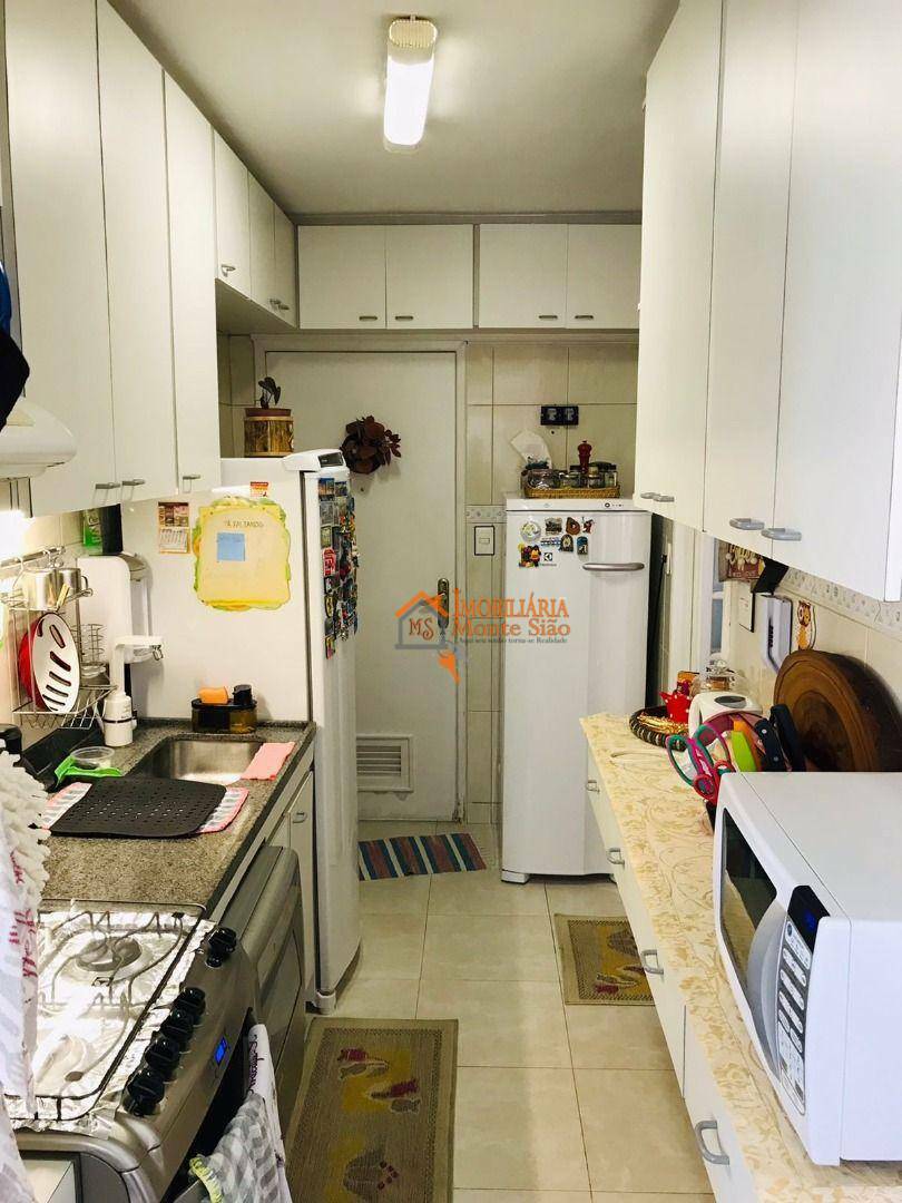 Apartamento à venda com 3 quartos, 81m² - Foto 3