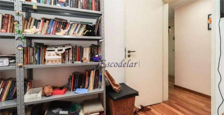 Apartamento à venda com 4 quartos, 140m² - Foto 12