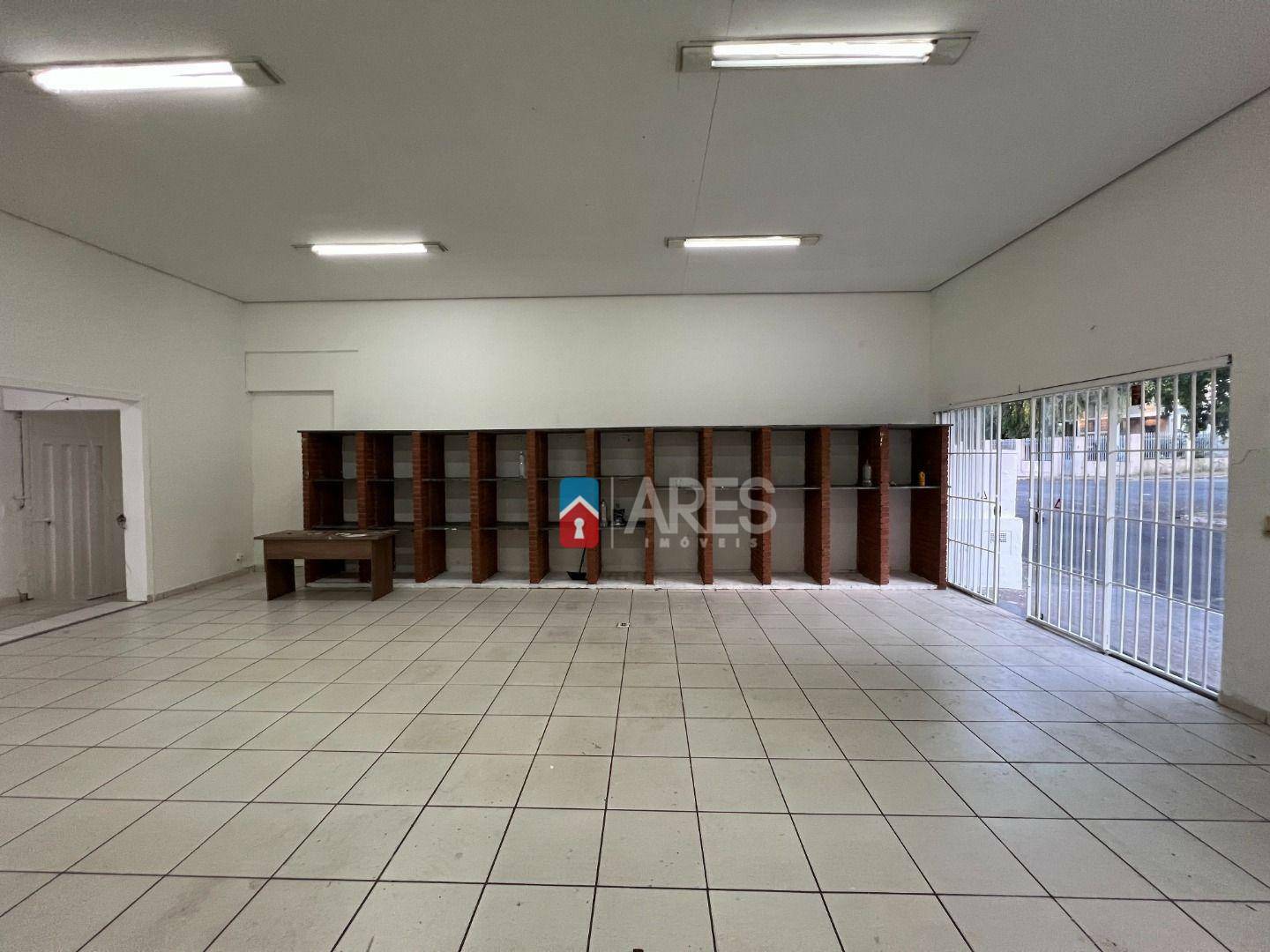 Loja-Salão para alugar, 135m² - Foto 1