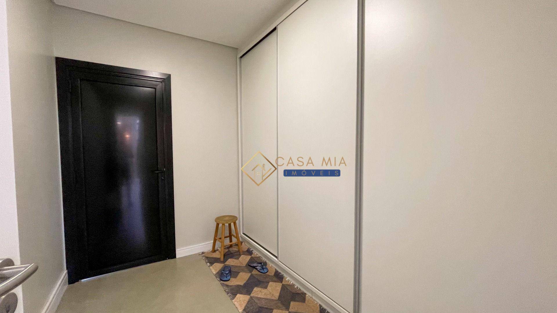 Casa de Condomínio à venda com 4 quartos, 370m² - Foto 27