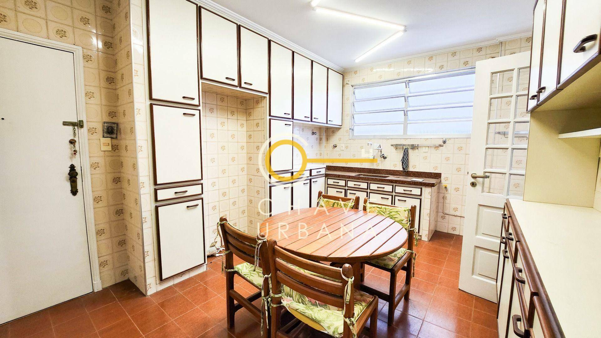 Apartamento para alugar com 3 quartos, 142m² - Foto 27