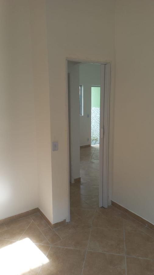 Casa à venda com 2 quartos, 71m² - Foto 10