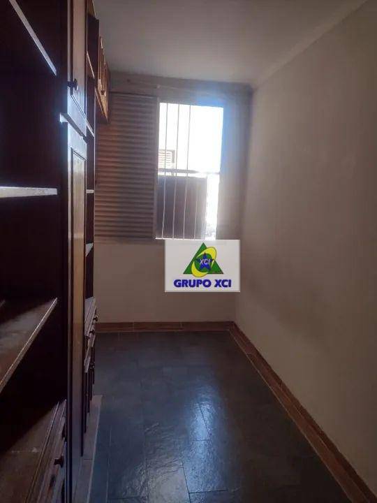 Apartamento à venda com 3 quartos, 107m² - Foto 10