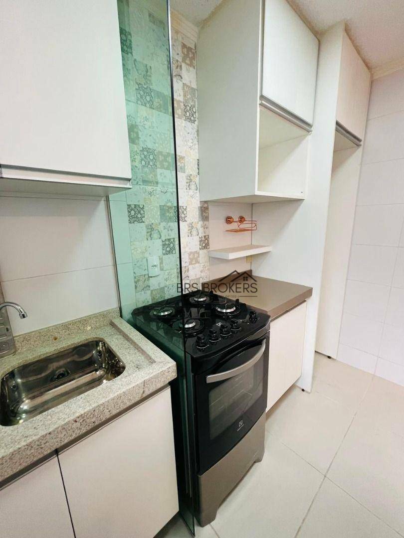 Apartamento à venda com 2 quartos, 39m² - Foto 20