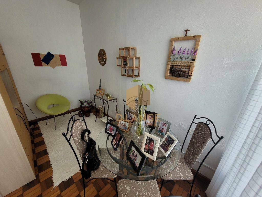 Casa à venda com 4 quartos, 174m² - Foto 10