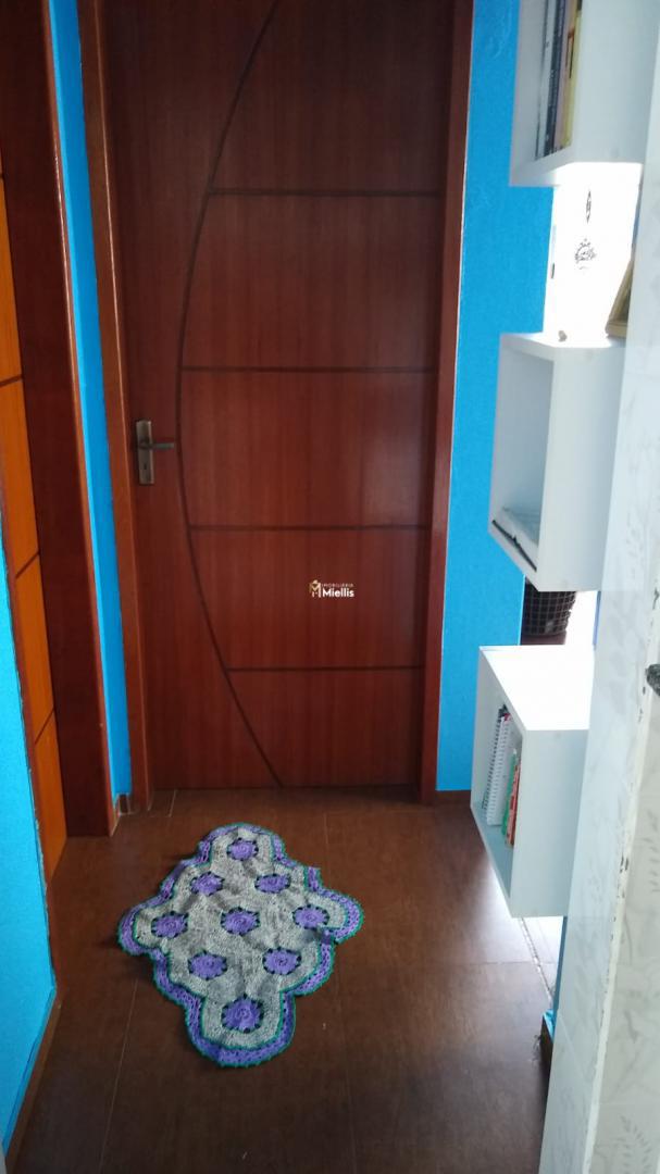 Apartamento à venda com 2 quartos, 42m² - Foto 6