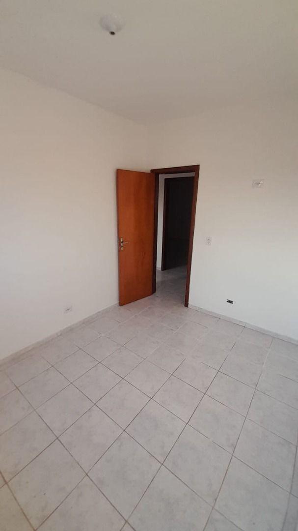 Apartamento para alugar com 3 quartos, 90m² - Foto 30