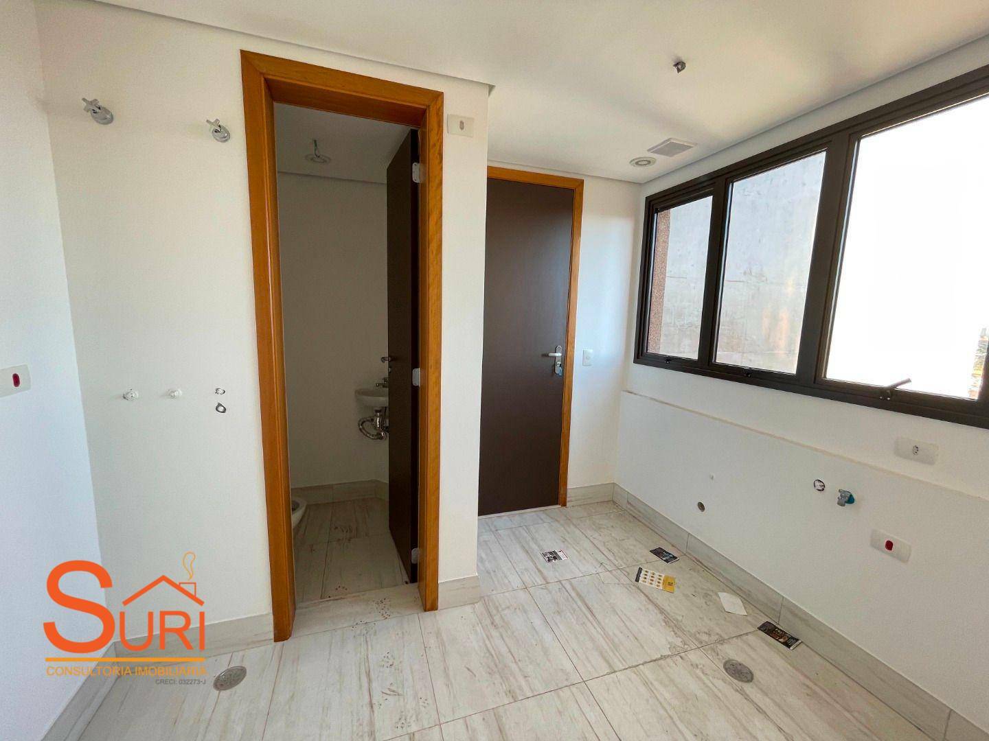 Apartamento à venda com 3 quartos, 190m² - Foto 24