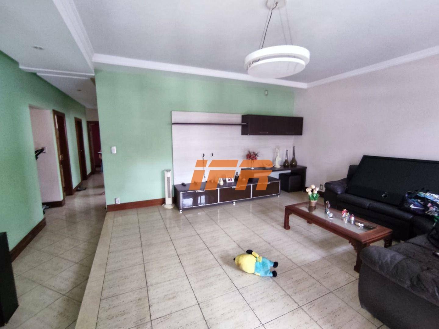 Casa de Condomínio à venda com 3 quartos, 189m² - Foto 1