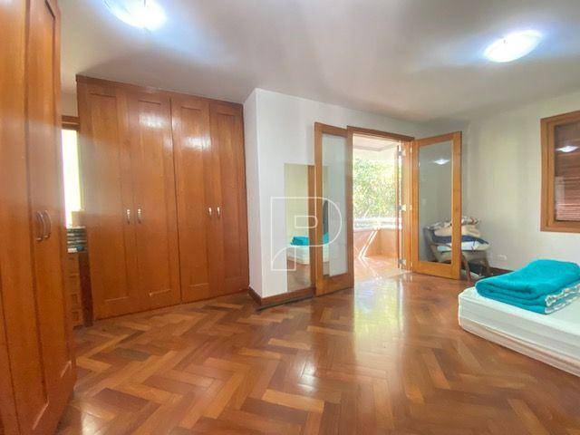 Casa de Condomínio à venda com 4 quartos, 500m² - Foto 18