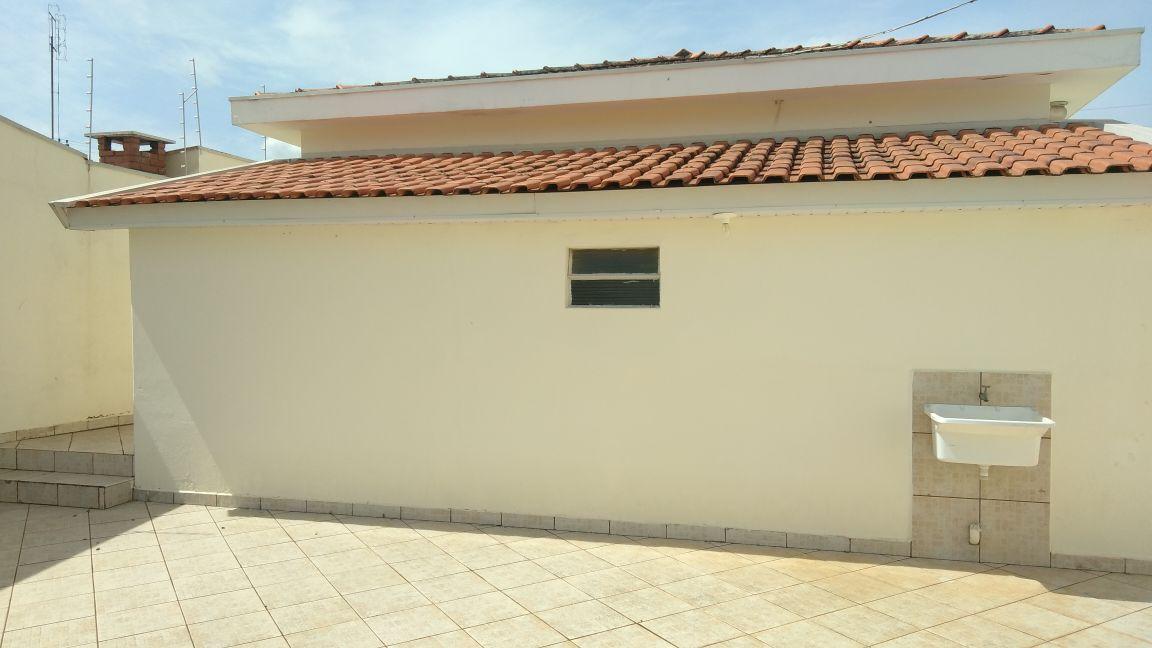 Casa à venda com 2 quartos, 440m² - Foto 6