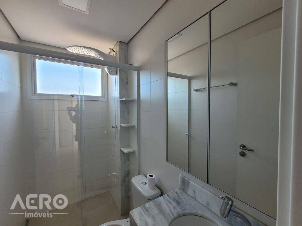 Apartamento à venda com 2 quartos, 70m² - Foto 21