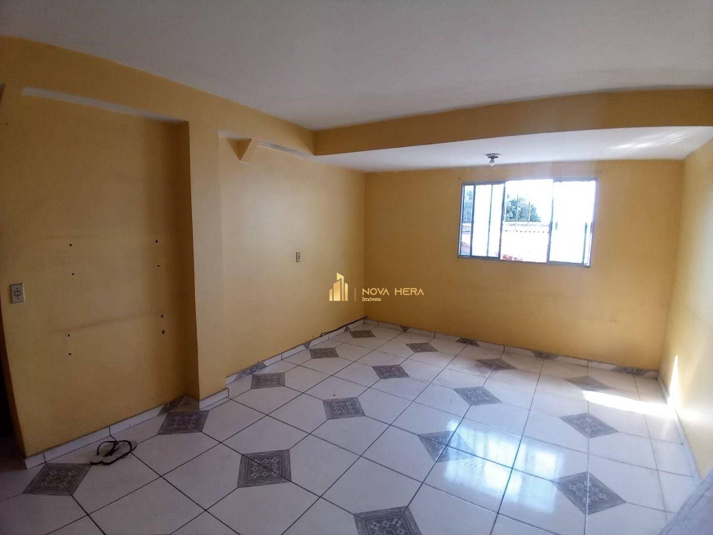 Casa para alugar com 2 quartos, 90m² - Foto 1