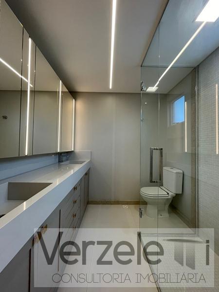 Apartamento à venda com 3 quartos, 136m² - Foto 18