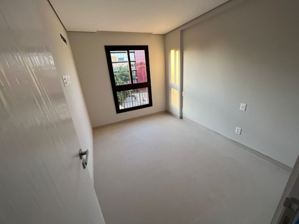 Apartamento à venda com 1 quarto, 70m² - Foto 36