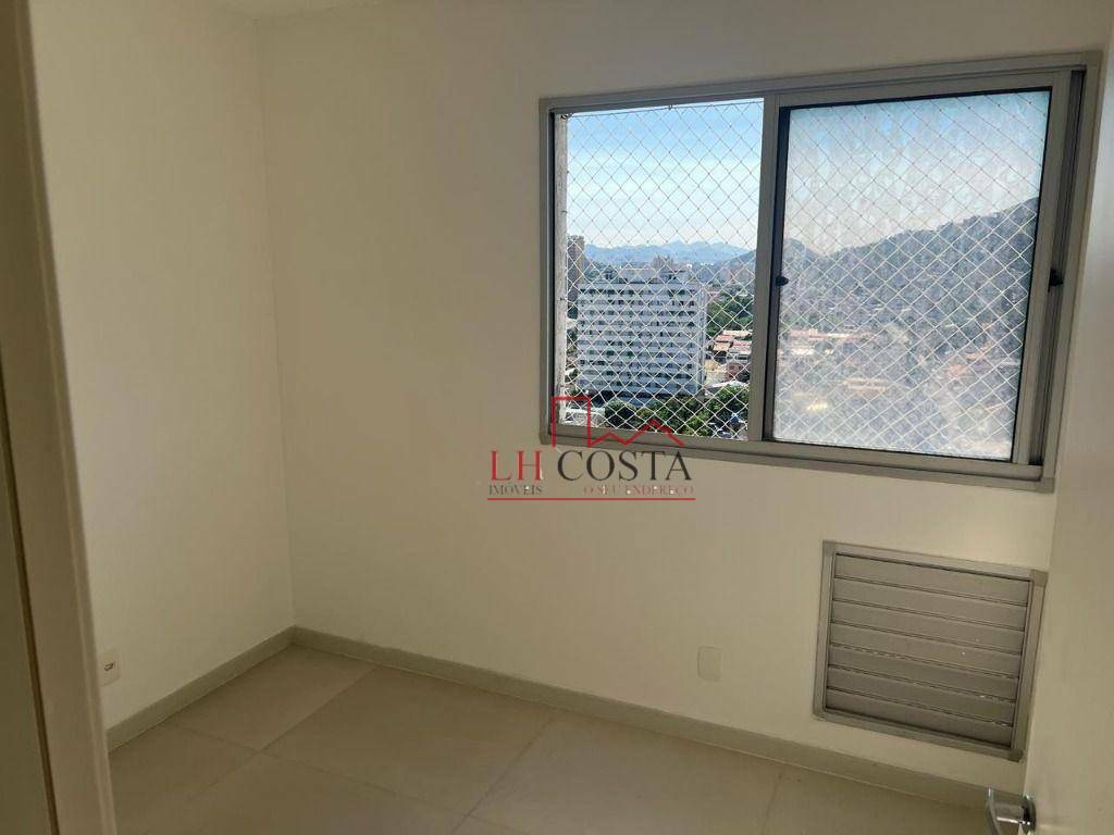 Apartamento à venda com 2 quartos, 62m² - Foto 15