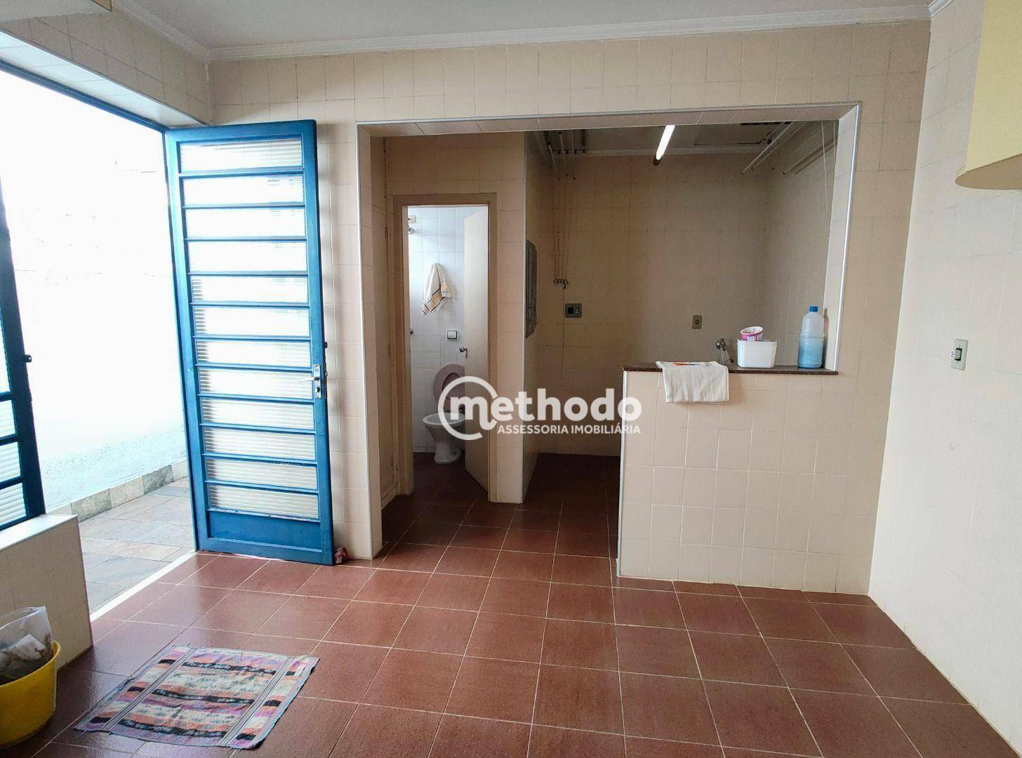 Casa à venda com 4 quartos, 262m² - Foto 18