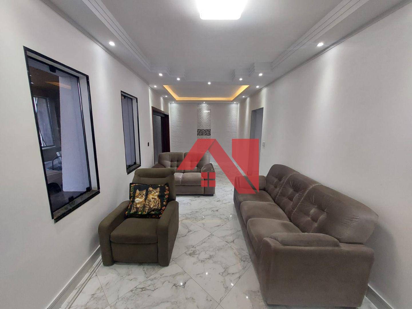 Casa à venda com 3 quartos, 200m² - Foto 4