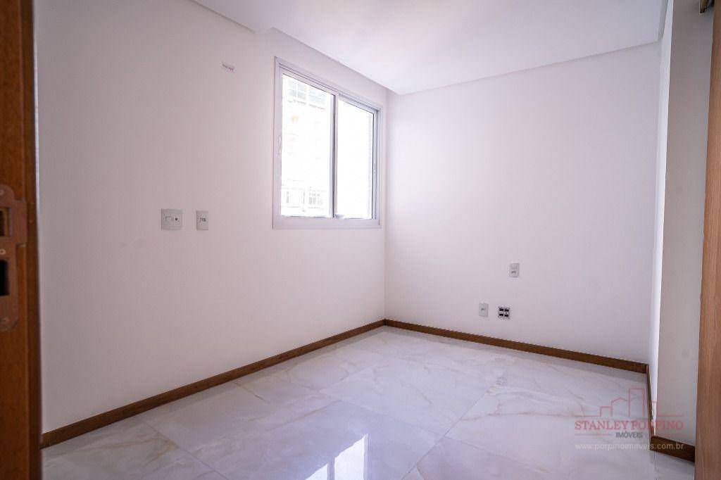 Apartamento à venda com 4 quartos, 114m² - Foto 8