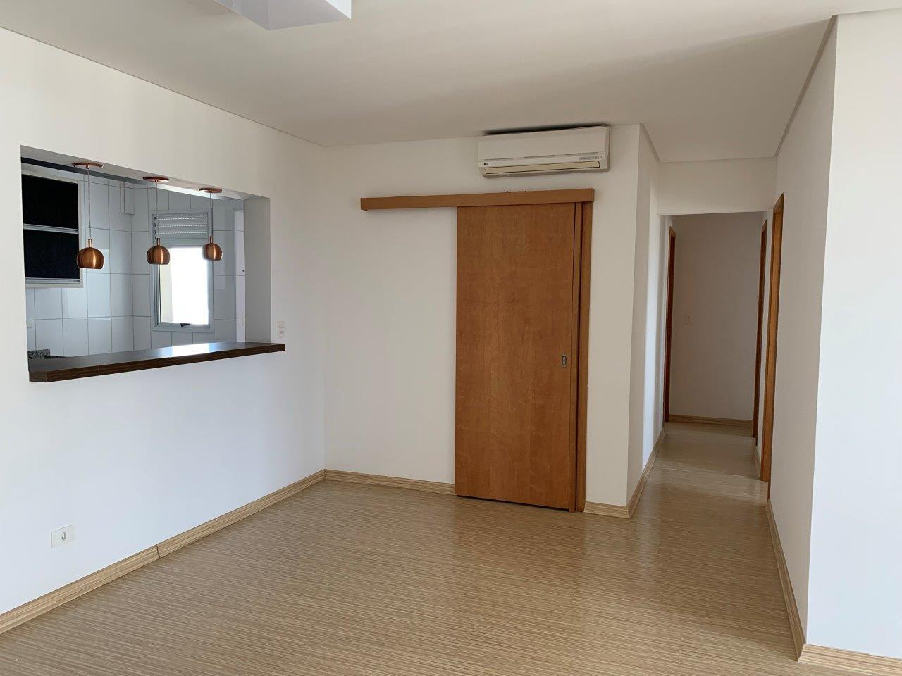 Apartamento à venda com 3 quartos, 102m² - Foto 1