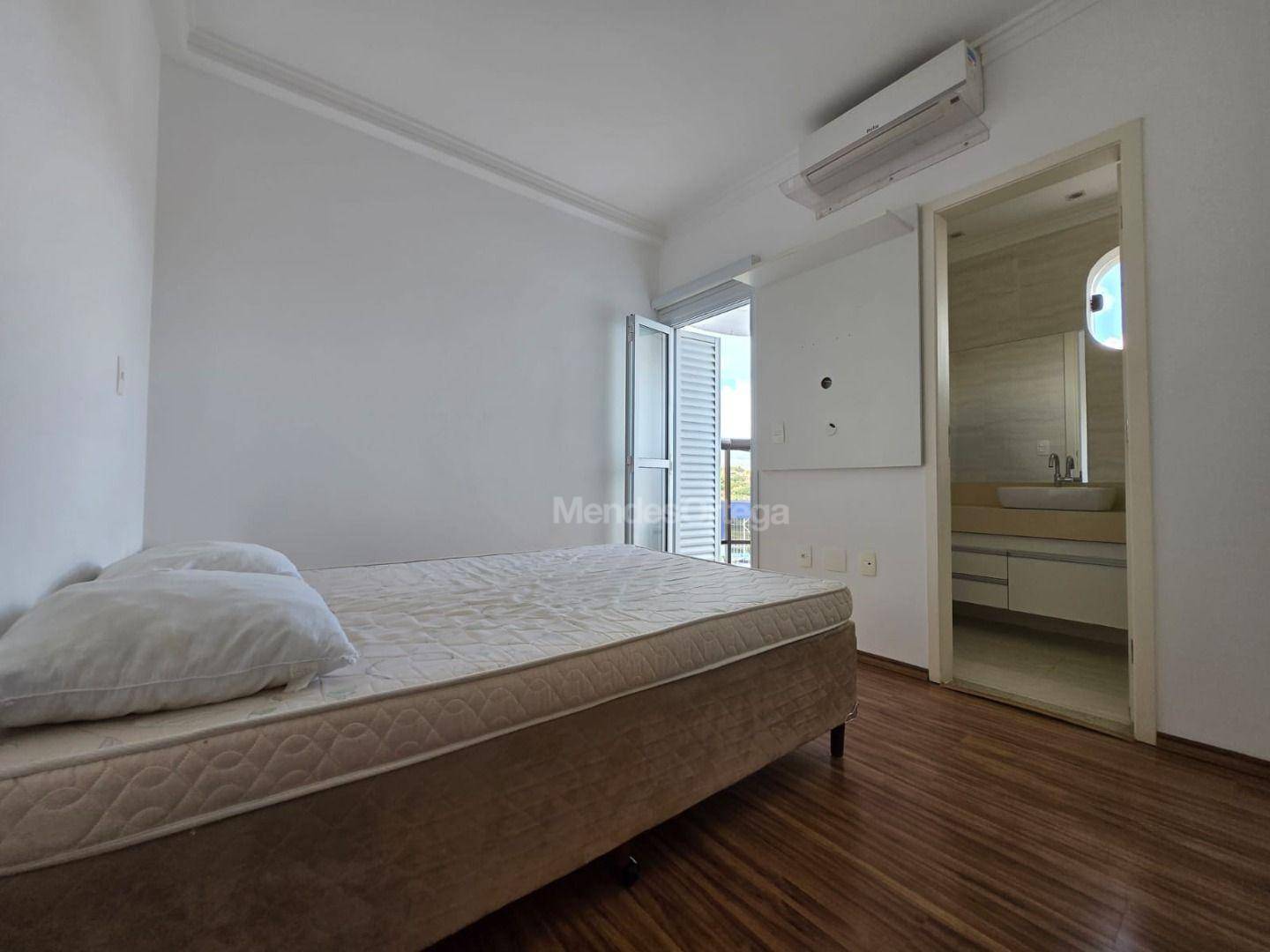 Apartamento para alugar com 3 quartos, 96m² - Foto 15