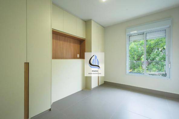 Apartamento à venda com 2 quartos, 80m² - Foto 3