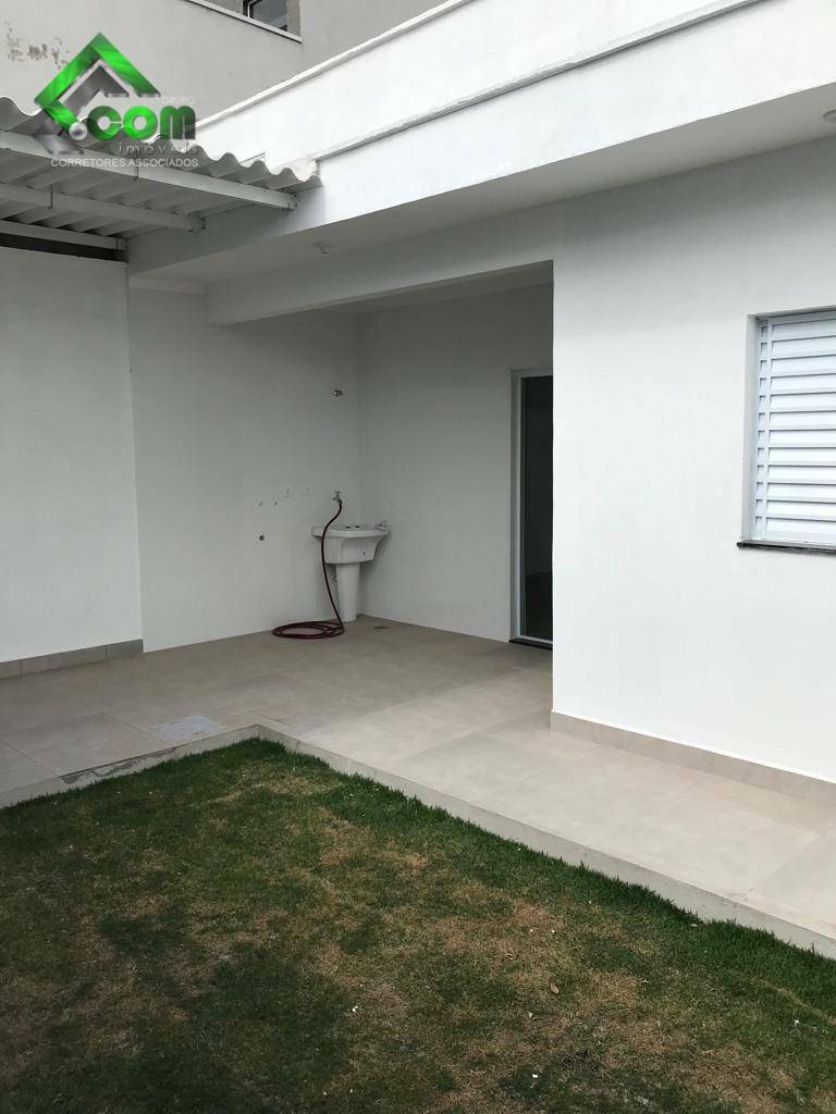 Casa à venda com 3 quartos, 99m² - Foto 12