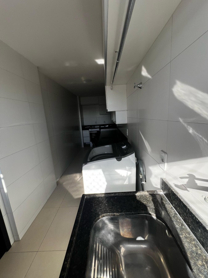 Apartamento à venda com 3 quartos, 97m² - Foto 10