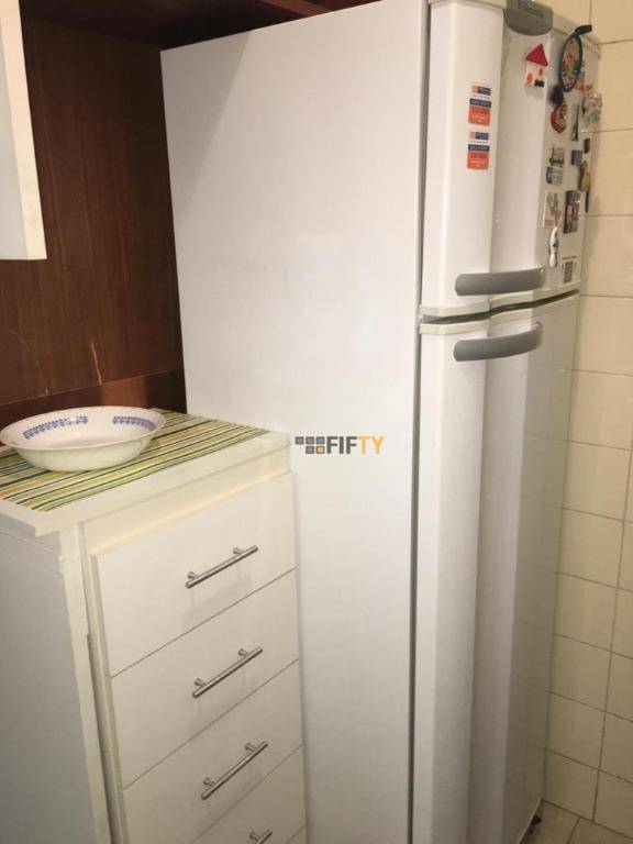 Apartamento à venda com 2 quartos, 43m² - Foto 7