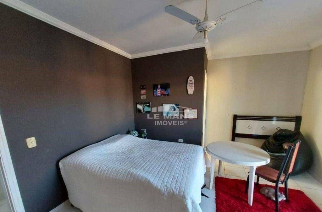 Casa à venda com 3 quartos, 200m² - Foto 15