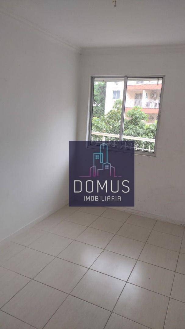 Apartamento à venda com 3 quartos, 76m² - Foto 12