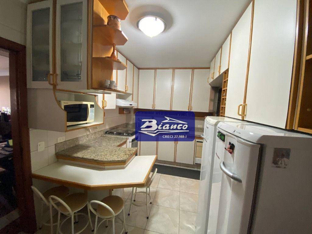 Apartamento à venda com 3 quartos, 149m² - Foto 6