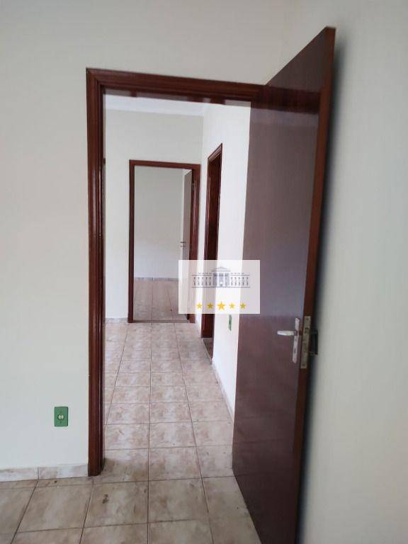 Casa à venda com 3 quartos, 199m² - Foto 10