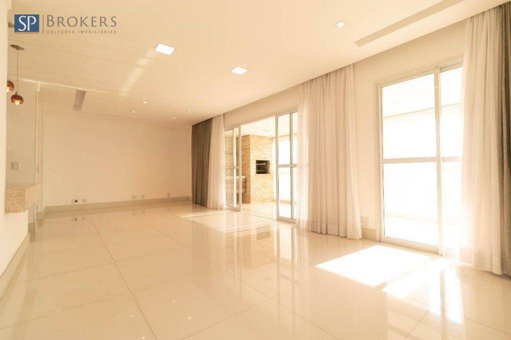 Apartamento à venda com 3 quartos, 137m² - Foto 5