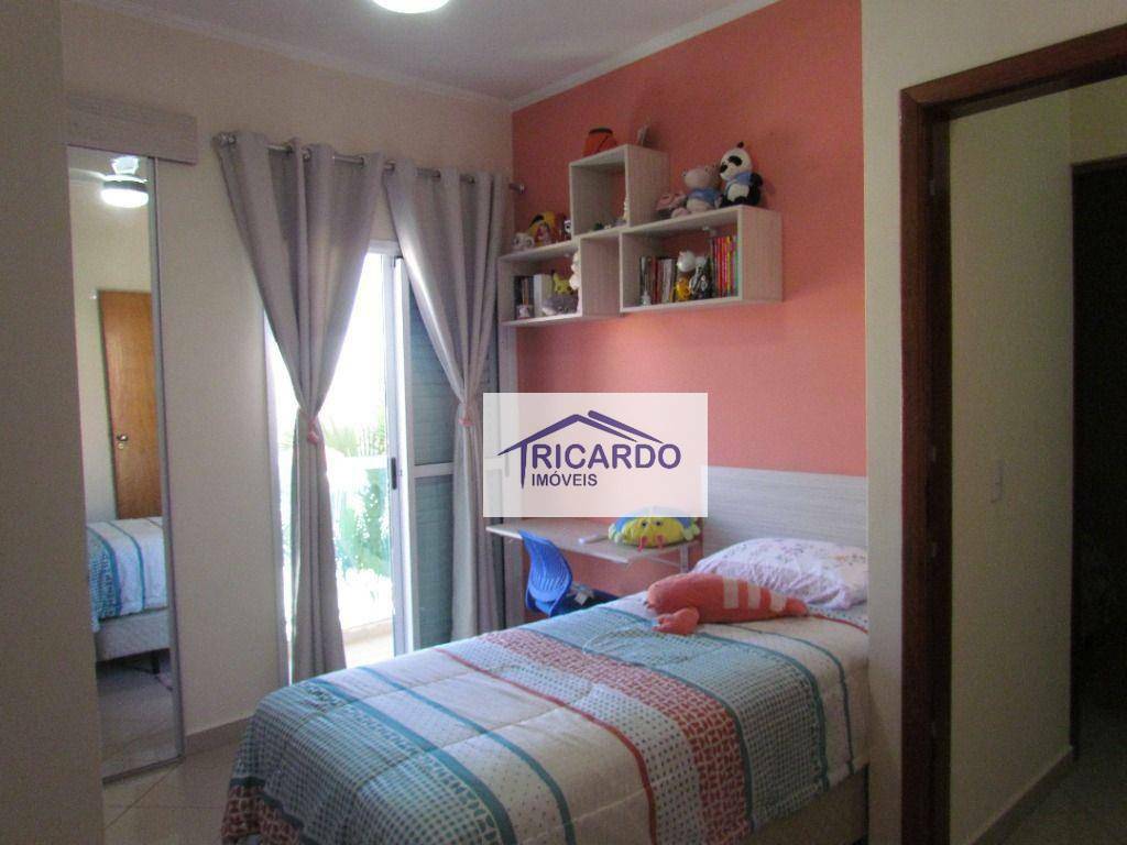 Casa de Condomínio à venda com 3 quartos, 240m² - Foto 36