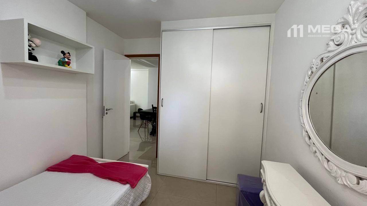 Apartamento à venda com 3 quartos, 135m² - Foto 6