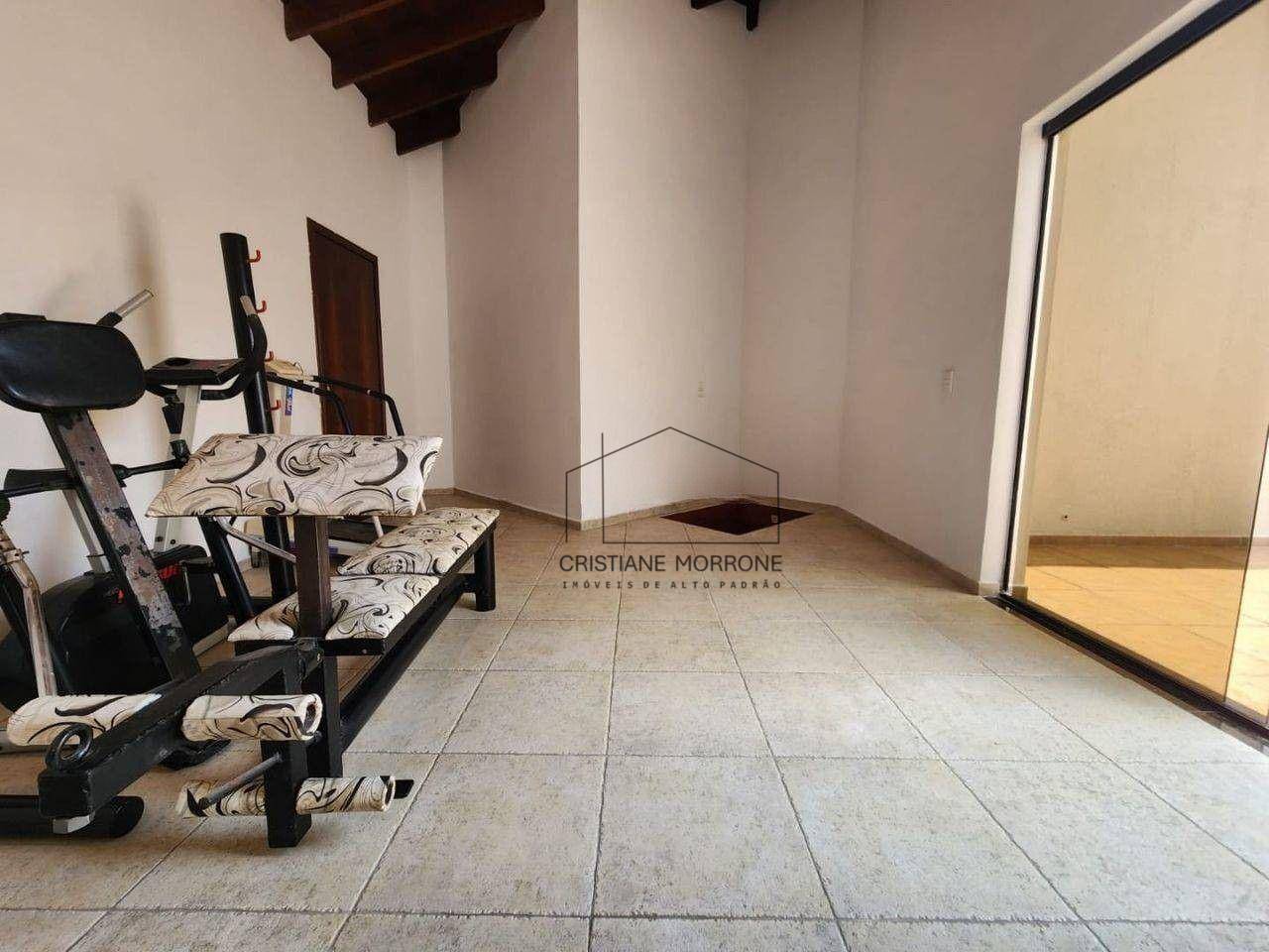 Sobrado à venda com 3 quartos, 354m² - Foto 4