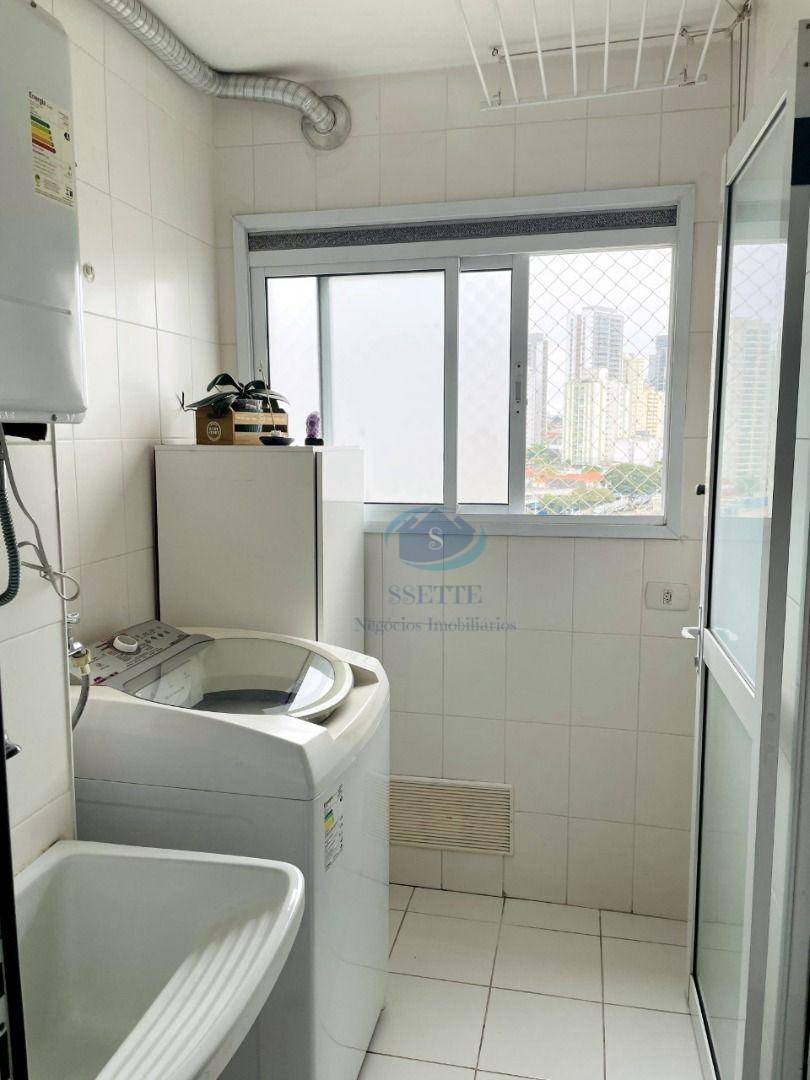 Apartamento à venda com 2 quartos, 65m² - Foto 4