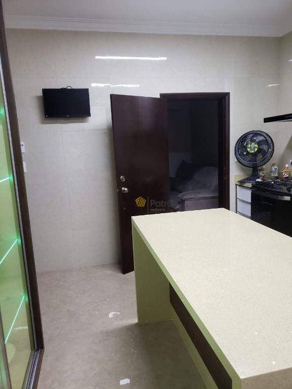 Chácara à venda com 3 quartos, 391m² - Foto 13