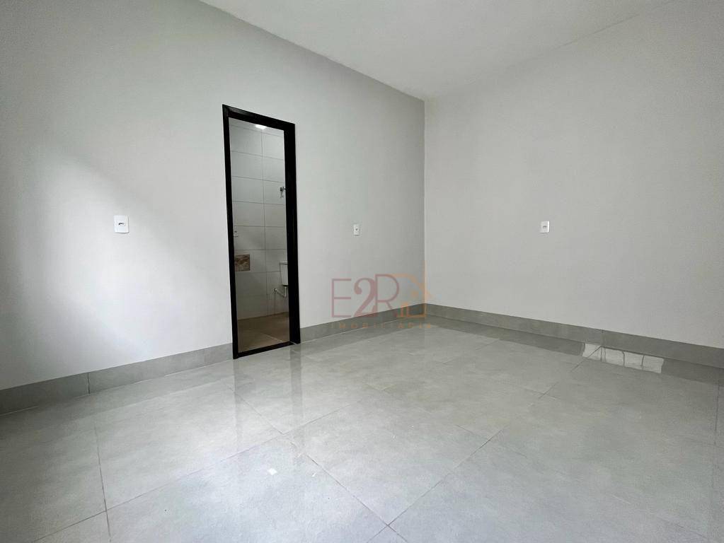 Casa à venda com 3 quartos, 87m² - Foto 5