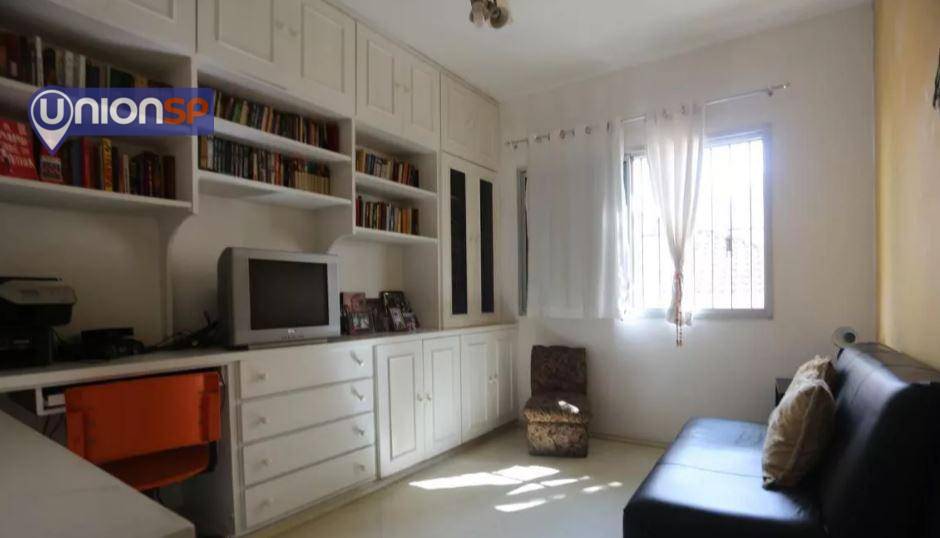 Apartamento à venda com 4 quartos, 200m² - Foto 7